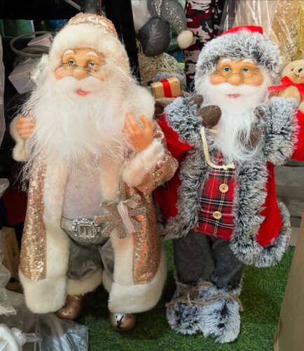 Ornament vendors in Lagos